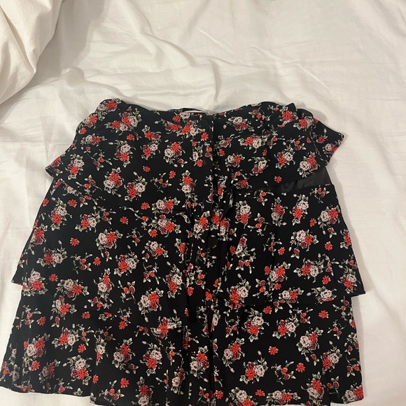 Zara floral skirt - Picture 3 of 3